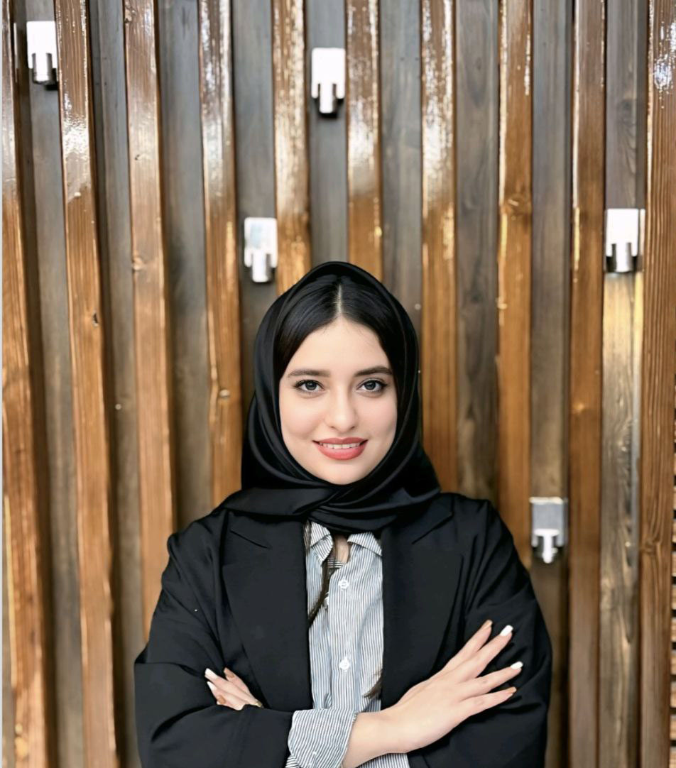 طراح حرفه‌ای ناخن مریم فلاح
